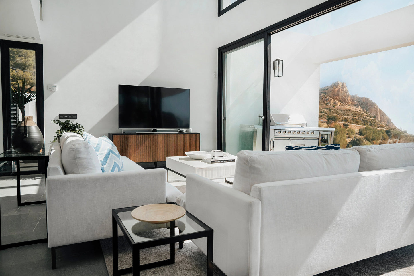 SQUARE 2000 SIDEBORD